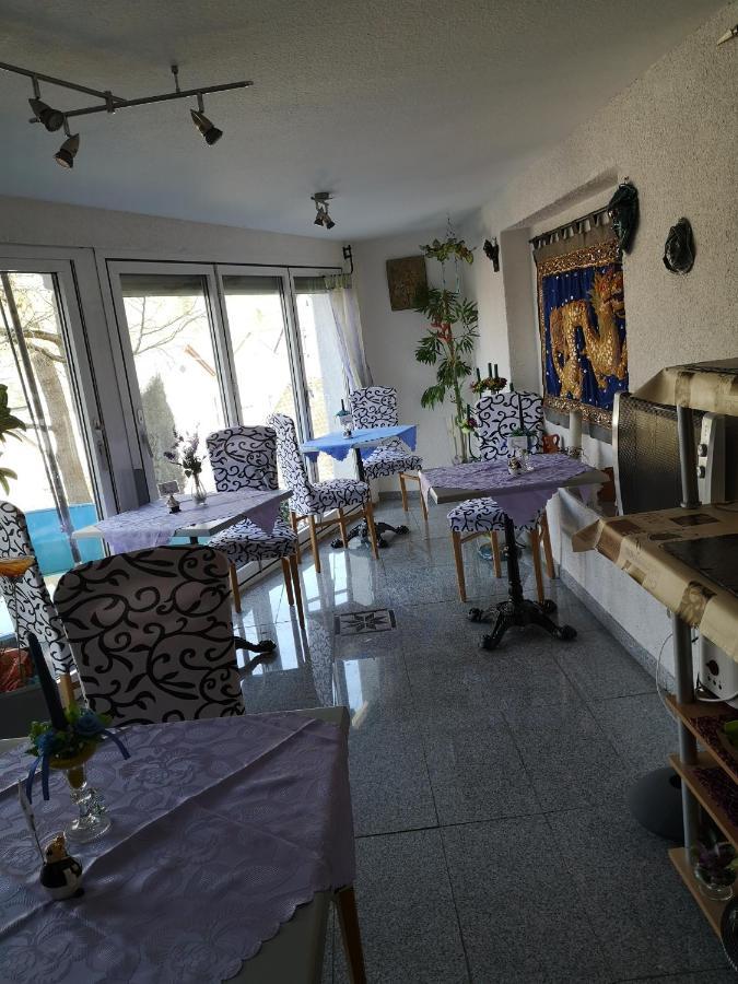 Gaestehaus Spies Bullay Exteriör bild